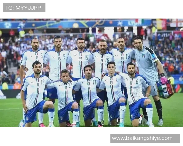 意大利足球历史十大球星阵容盘点与精彩瞬间回顾