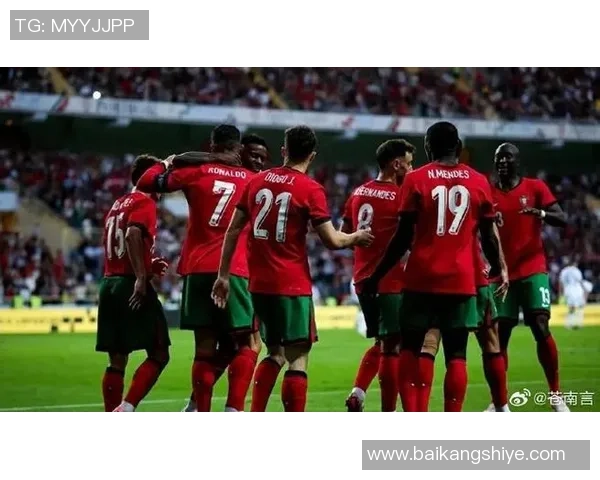 武汉足坛巨星闪耀赛场书写属于江城的足球传奇 武汉足坛巨星闪耀赛场书写属于江城的足球传奇